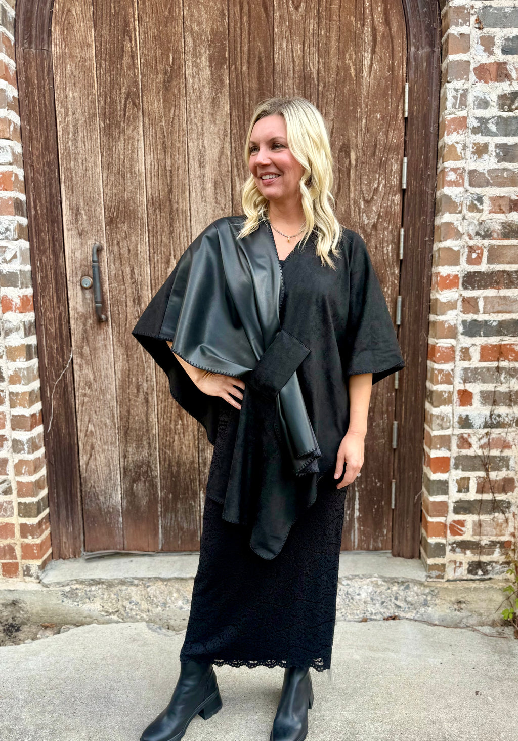 W1018 faux whipstitch wrap/DC