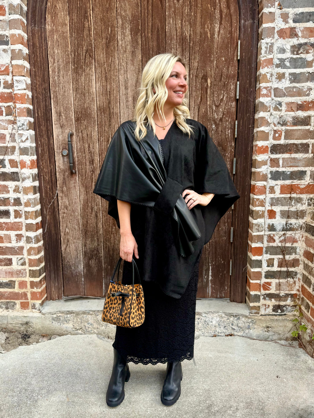 W1018 faux whipstitch wrap/DC