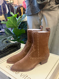 S902 Thomas stud suede boot/DV